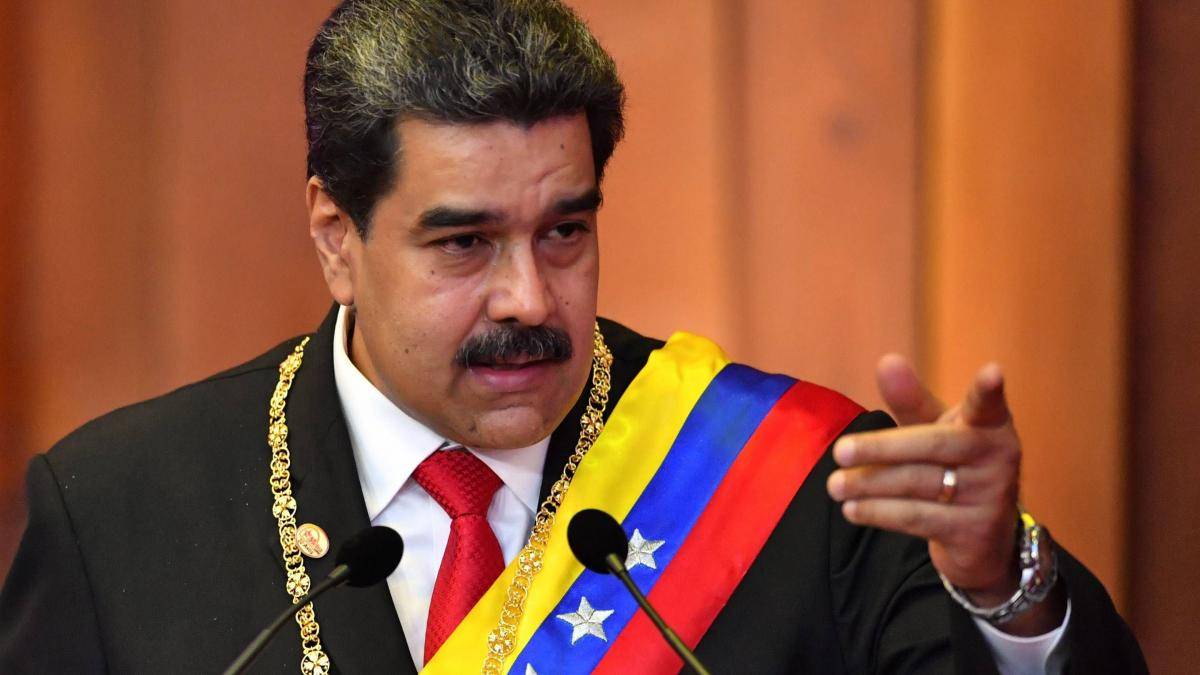 Maduro, Da Venezuela, Elogia Assassino Em Massa Comunista Mao Zedong