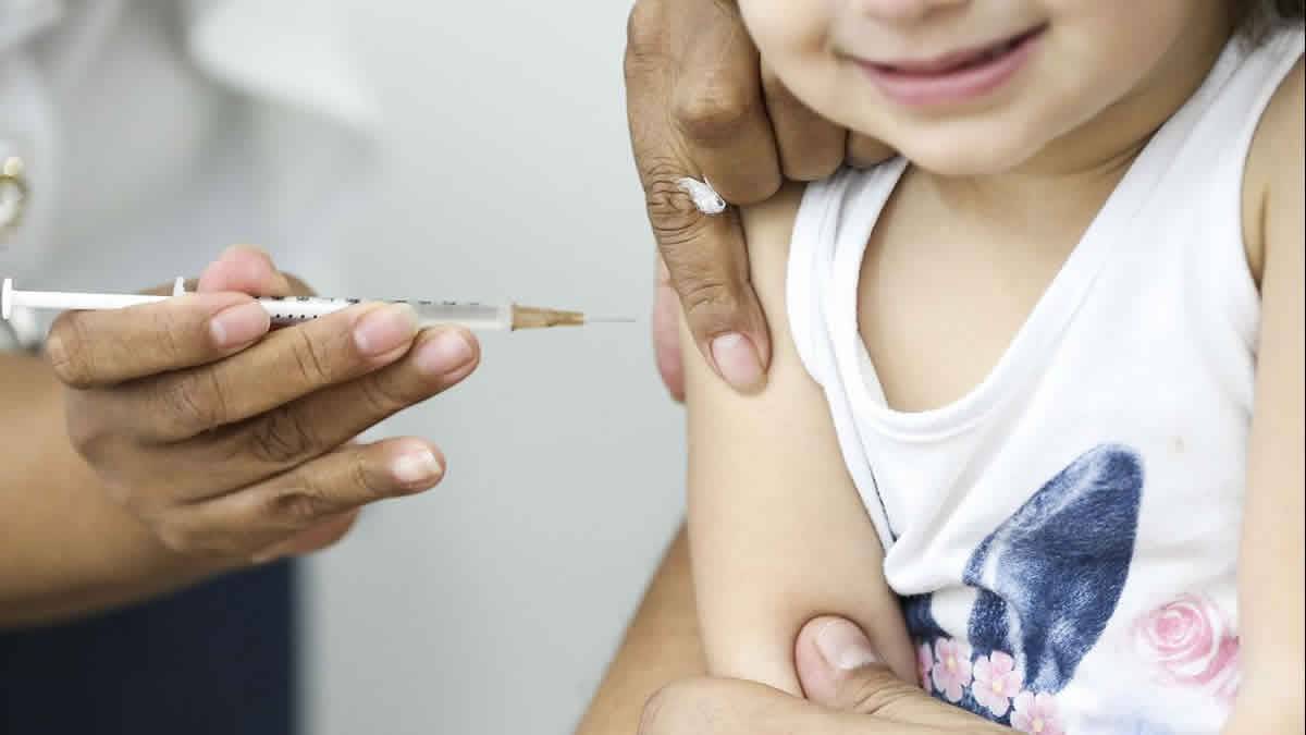 Crianças Vacinadas São 'Significativamente Menos Saudáveis' Do Que As Não Vacinadas