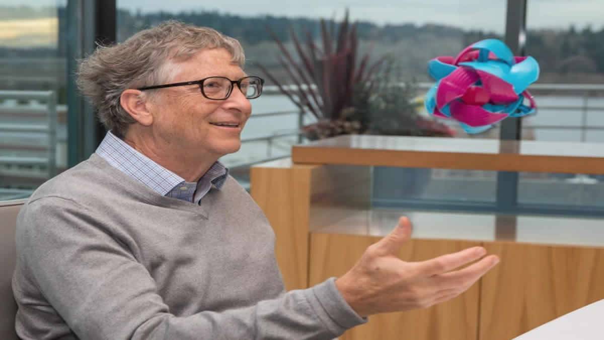 Bill Gates Chocado Com As Teorias Malucas Da Conspiração Sobre COVID 19