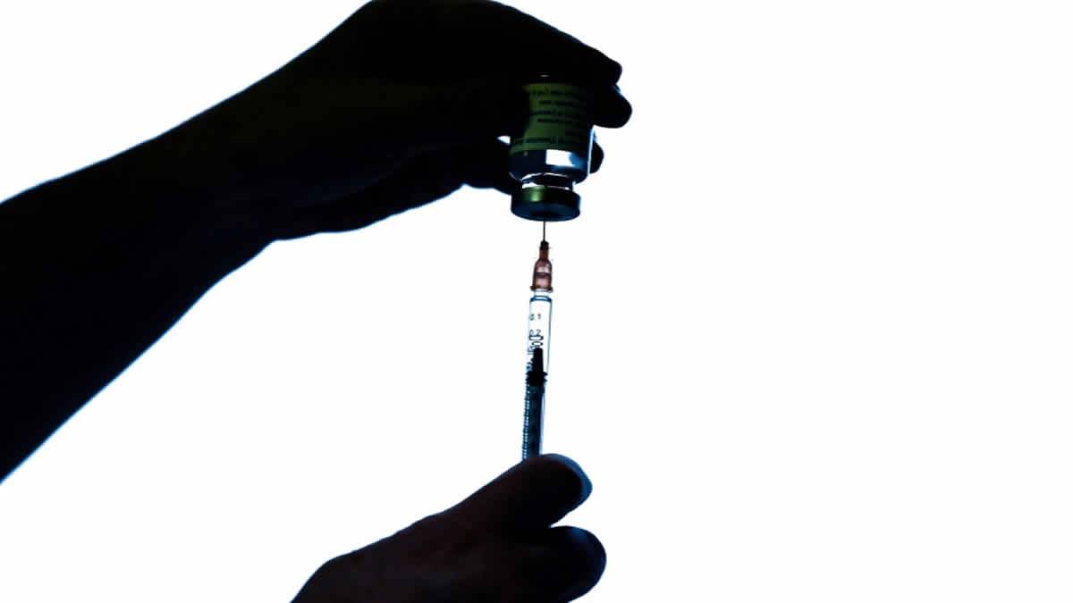 A África Do Sul Interrompe O Programa De Vacinação Contra COVID 19 Da AstraZeneca Após Resultados Decepcionantes