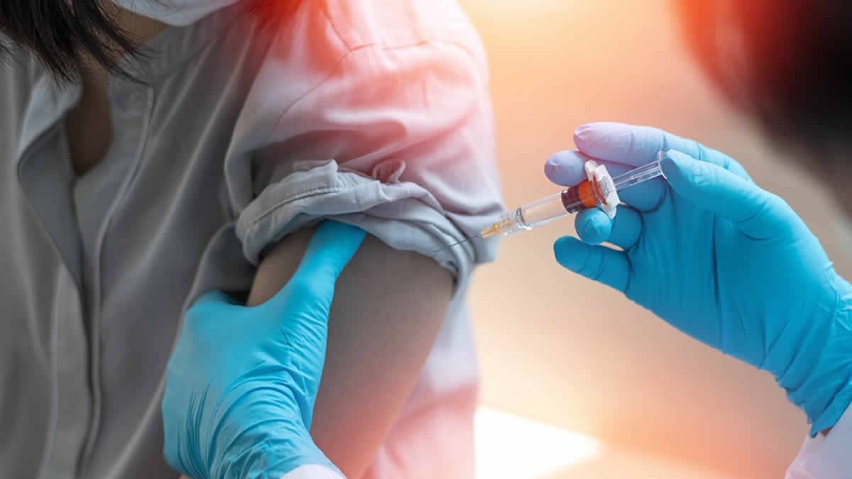 A Indústria Farmacêutica Quer Vacinar Você ANUALMENTE Contra O Coronavírus ... Para Sempre