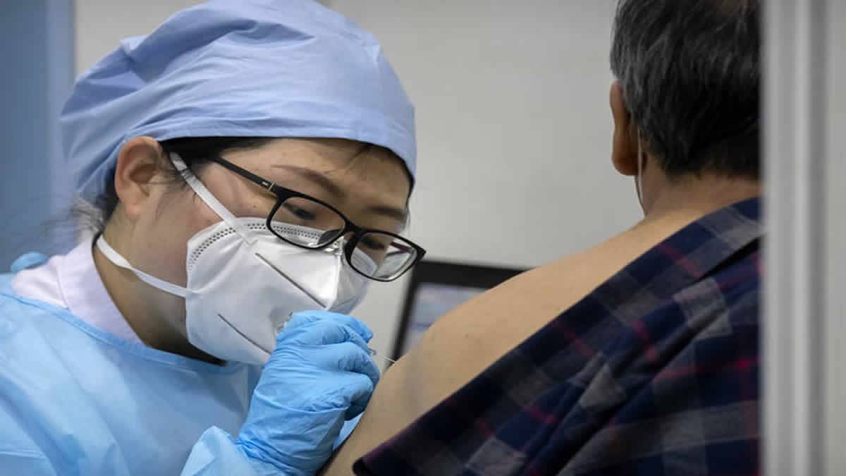 Pesquisa Menos Da Metade Dos Profissionais De Saúde Da China Querem Vacina Contra O Coronavírus Chinesa