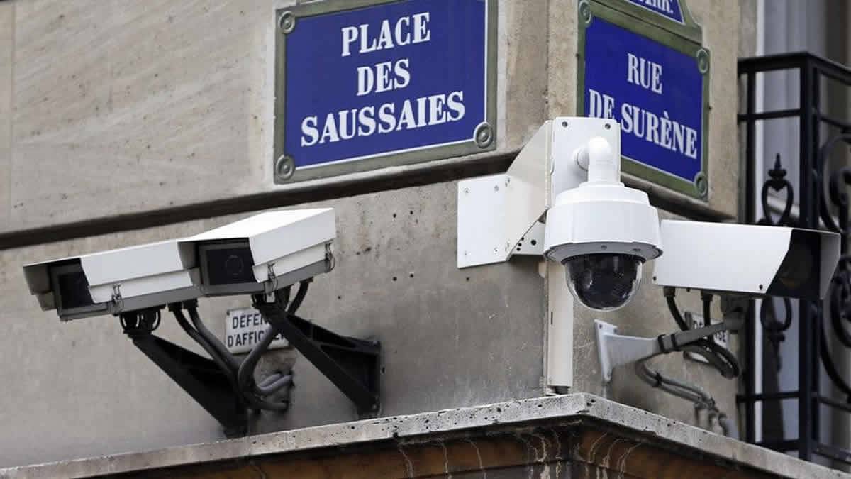 A França Usará Câmeras 'inteligentes' Para Verificar Quantos Passageiros Do Transporte Público Estão Usando Máscaras
