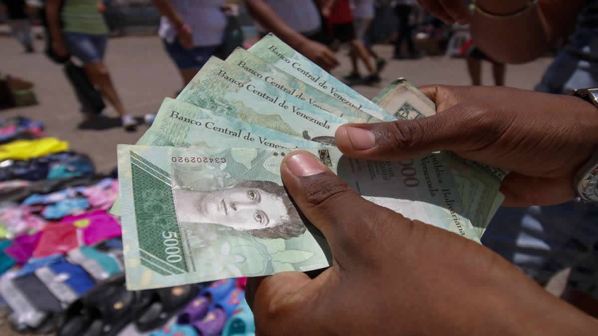 Dinheiro 'desaparecendo' Na Venezuela Apesar Da Hiperinflação