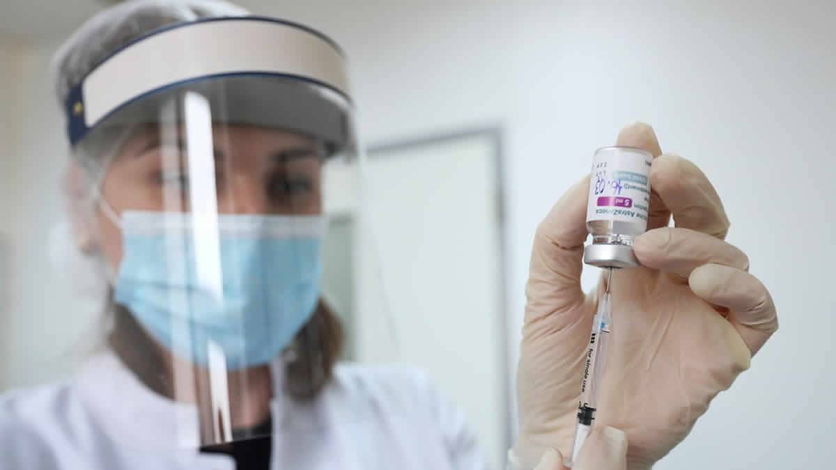 Enfermeira De 27 Anos Morre De Reação Alérgica Após Receber A Vacina AstraZeneca Na Geórgia