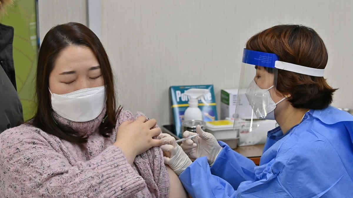 O Governo Sul Coreano Investiga 7 Mortes Que Se Seguiram à Vacinação Da Covid 19 Com A Vacina Da AstraZeneca