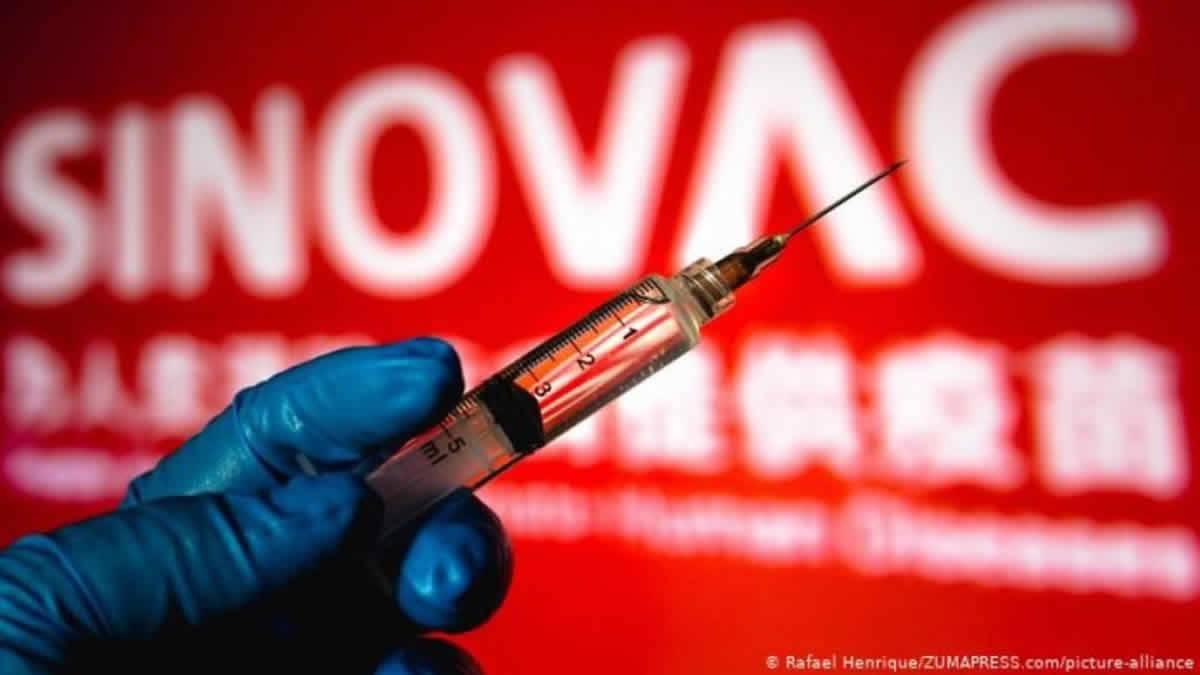 Professor De Virologia As Vacinas Chinesas “não Serão Suficientes Para Impedir A Circulação Do Vírus”.