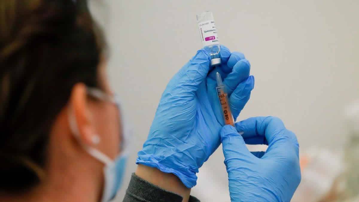 Testes Em Menores Com Vacina De Oxford São Suspensos
