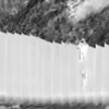 Vídeo Mostra Contrabandistas Humanos Despejando Duas Meninas De 3 E 5 Anos Sobre O Muro Da Fronteira Dos EUA