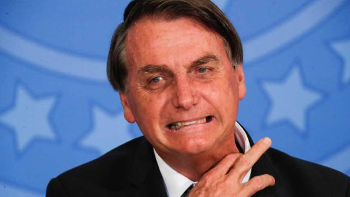 Aquele Curral Cheio De Esterco, Dispara Bolsonaro Sobre A Globo