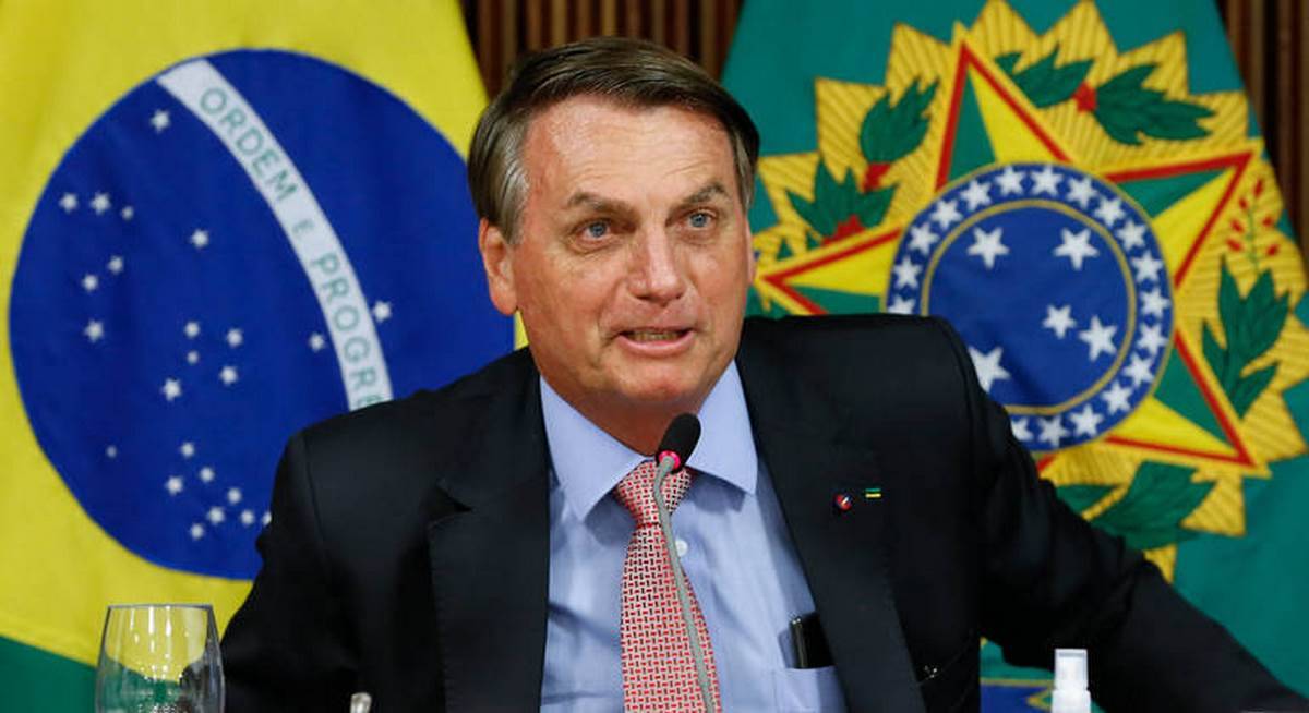 Bolsonaro Ironiza Distanciamento Em Atos 500 Metros Um Do Outro