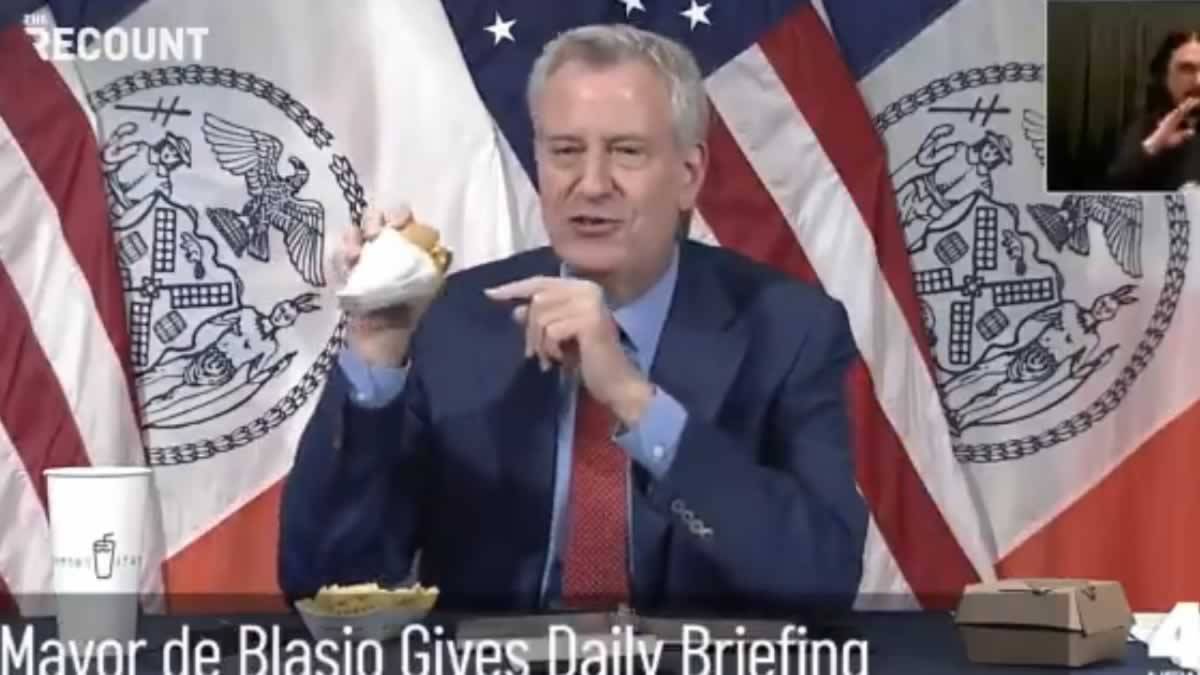 Prefeito De Nova York Oferece Hambúrgueres Grátis, Batatas Fritas Para Quem Tomar Vacina Contra Covid