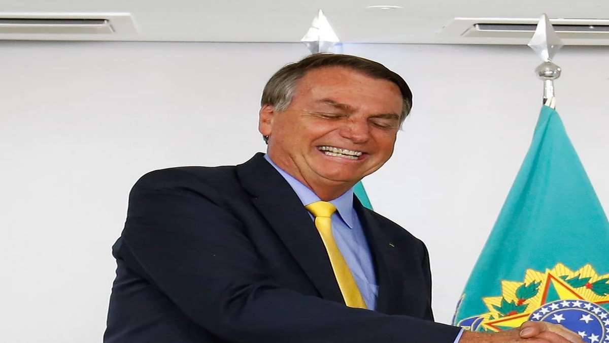 Bolsonaro Diz Que Calheiros De Relator Da CPI é Uma Piada