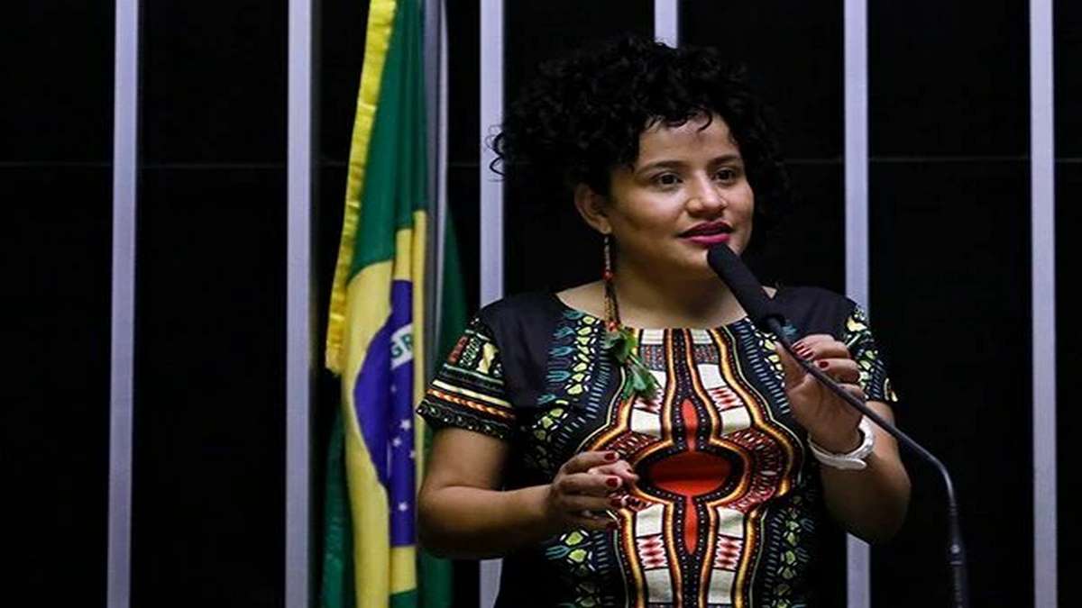 Deputada Do PSOL Acusa Polícia De Matar Lázaro Sem Ouvir