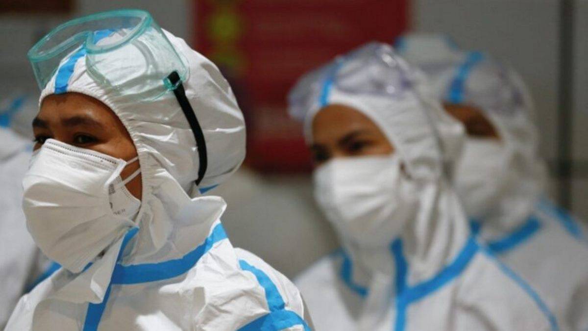 Mais De 350 Profissionais De Saúde Foram Infectados Na Indonésia Mesmo Vacinados Com A Coronavac