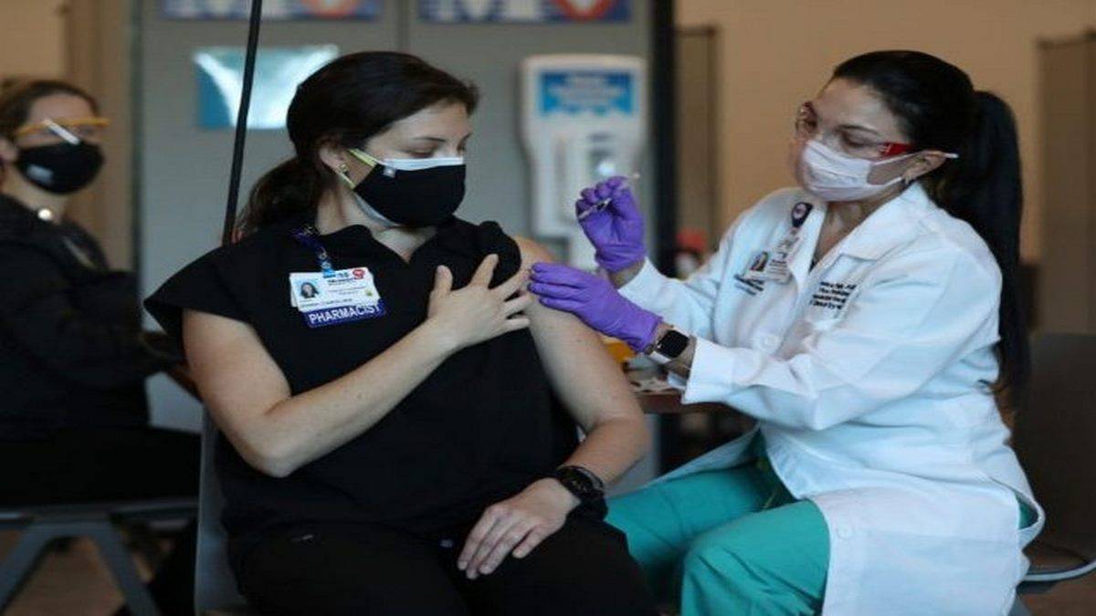 Quase Um Terço Dos Americanos Acham Que As Autoridades De Saúde Estão Mentindo Sobre A Segurança Das Vacinas