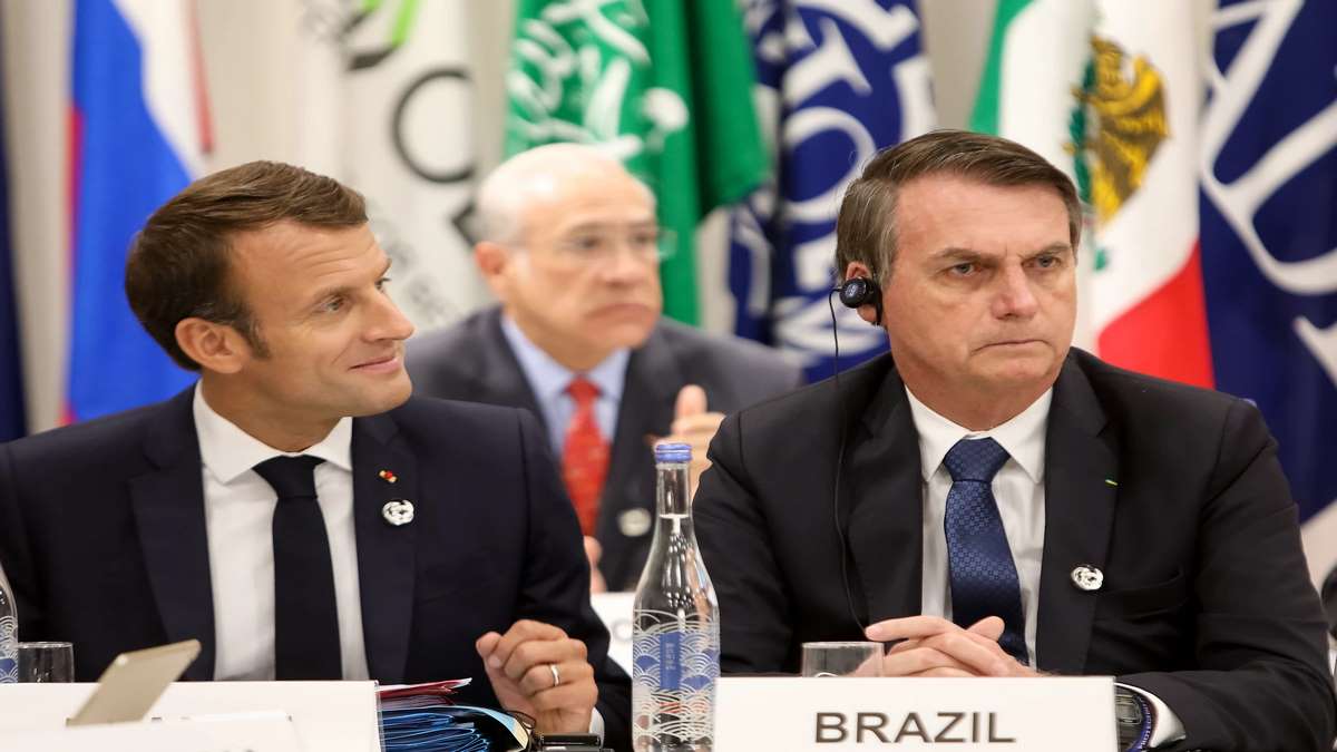 Macron Ao Lado De Bolsonaro No G20, Em Junho De 2019