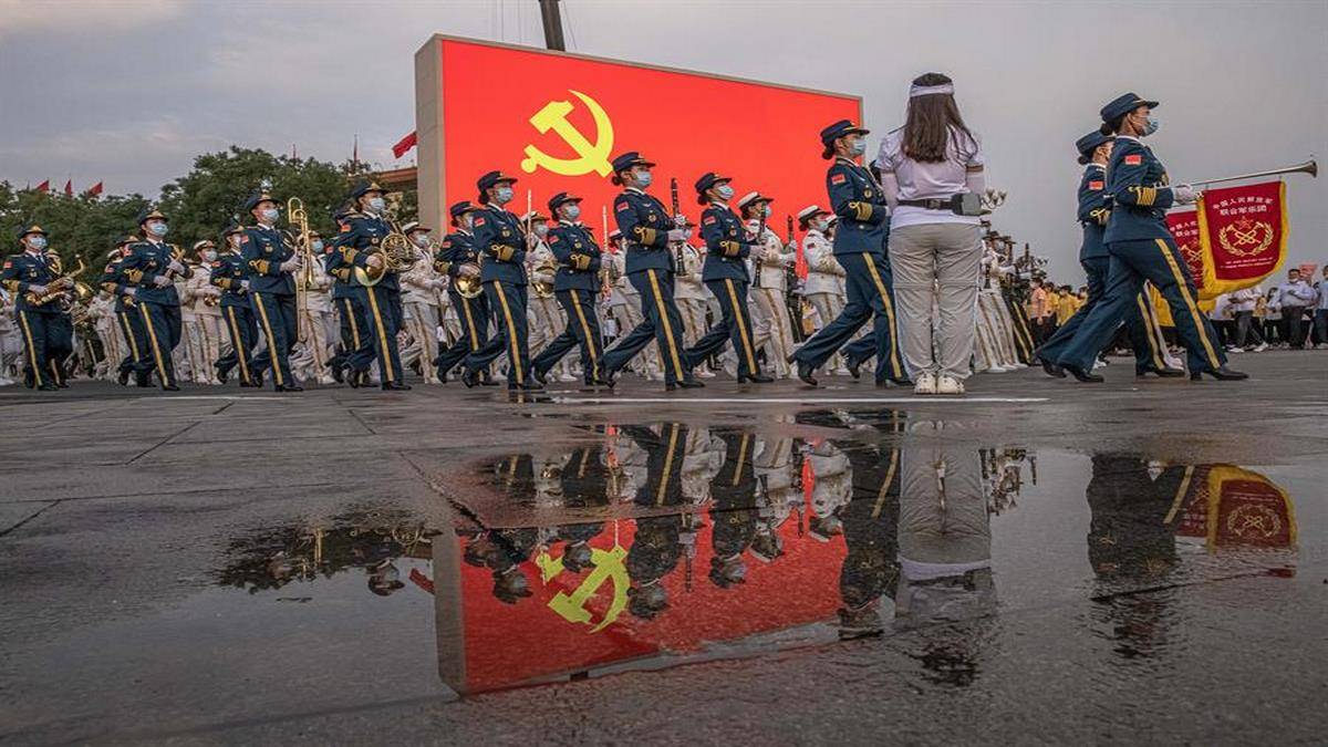 Evento De Centenário Do Partido Comunista Chinês Foto EFE EPA ROMAN PILIPEYALEX PLAVEVSKI