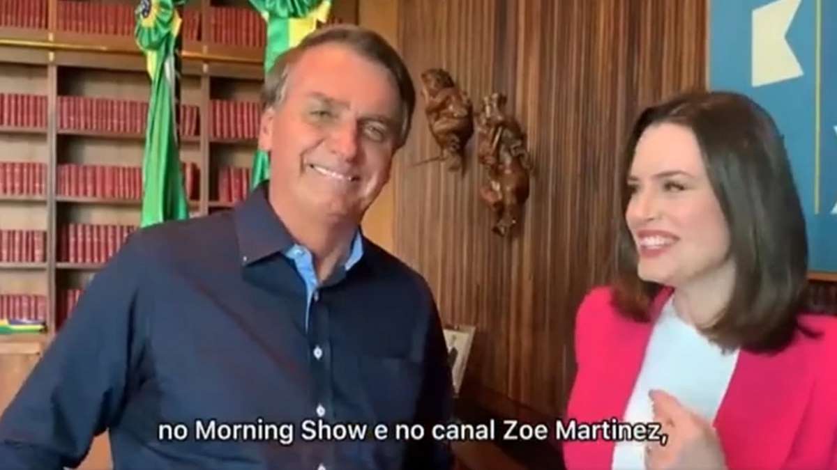 Presidente Jair Bolsonaro E A Cubana Zoe Martinez