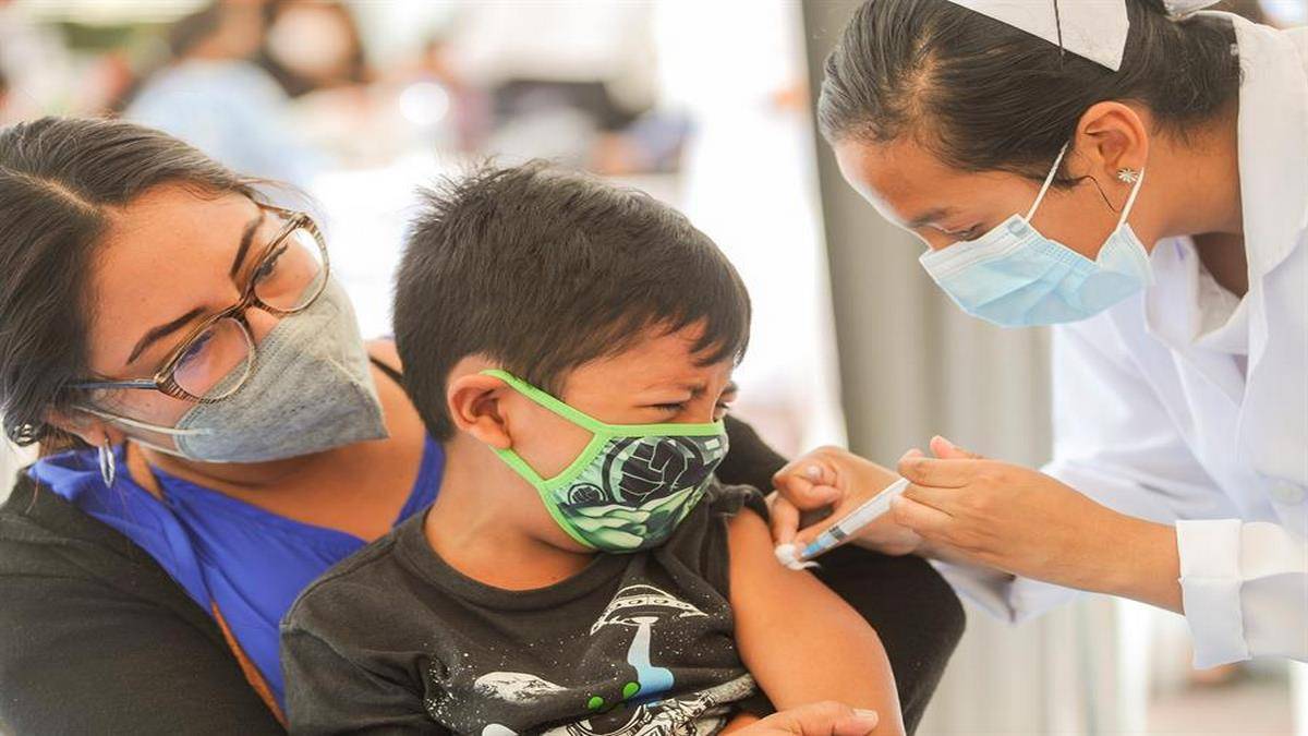 Criança Se Vacinando Foto EFE Juan Diego Montenegro