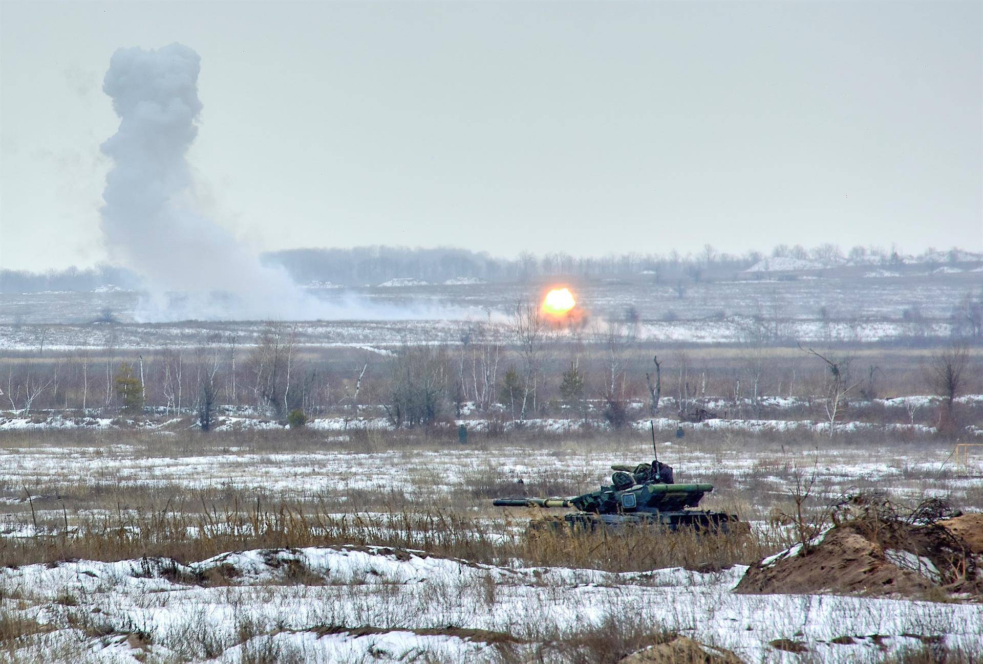 Tensão Militar Na Fronteira Da Rússia Com A Ucrânia Continua