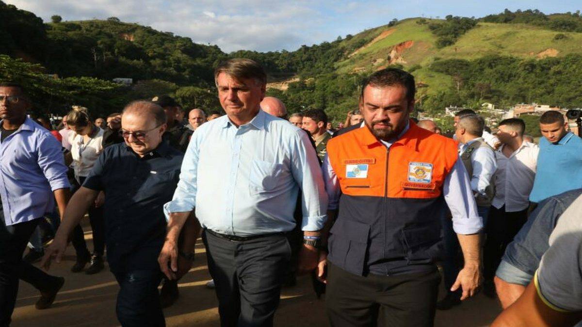 Bolsonaro Visita Angra Ao Lado Do Governador Do Rio, Cláudio Castro Foto Governo Do Rio Ernesto Carriço