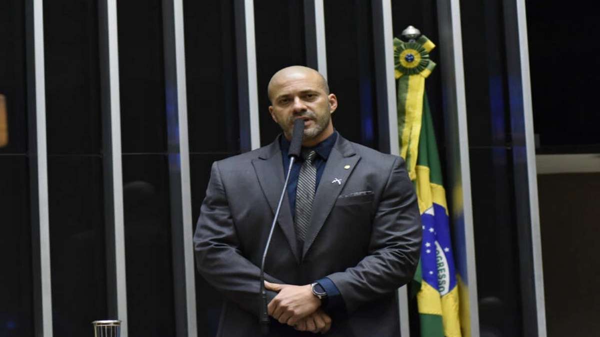 Deputado Federal Daniel Silveira Foto Zeca Ribeiro Câmara Dos Deputados