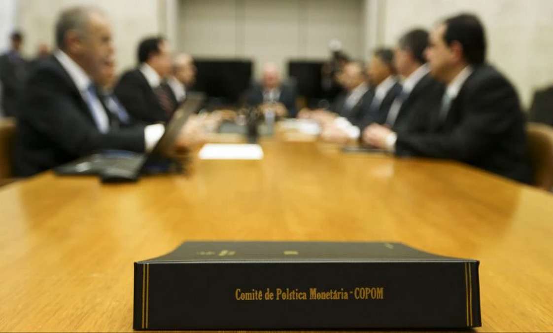 Copom Decide Elevar A Taxa Básica De Juros Foto Marcelo CamargoAgência Brasil