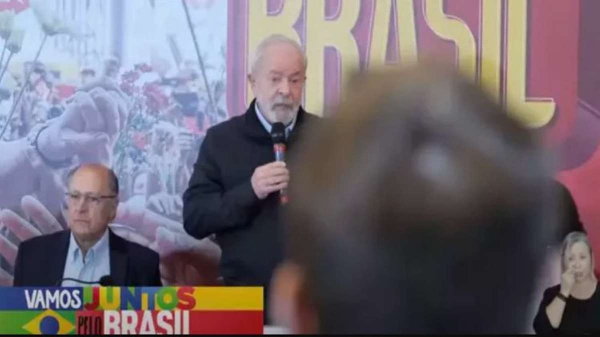 Lula Discursava Quando Um Homem Tentou Se Aproximar Foto YouTubePT