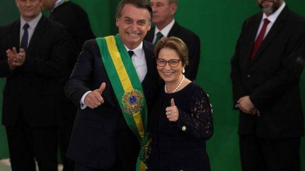 Tereza Cristina, Ministra Da Agricultura, Com O Presidente Jair Bolsonaro Foto EFEJoédson Alves