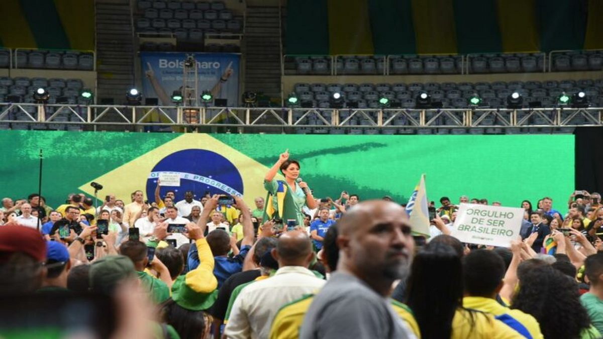 Can“Deus Tem Promessas Para O Brasil”, Diz Michelle Bolsonaro Foto Pleno.Newsal No Whatsapp