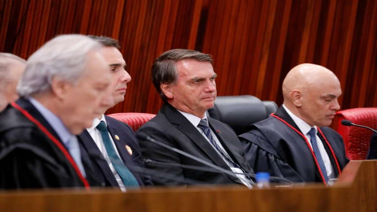 Bolsonaro Durante A Posse De Moraes No TSE Foto PRIsac Nóbrega