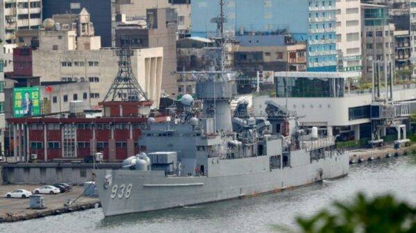 China Anunciou Na Segunda Feira Que Estendeu Exercícios Militares Em Torno Do Estreito De Taiwan