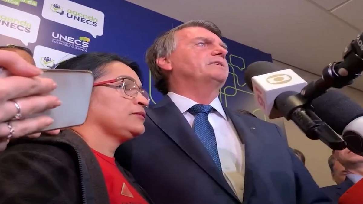 Presidente Bolsonaro Em Coletiva Foto ReproduçãoYouTube Portal Uai
