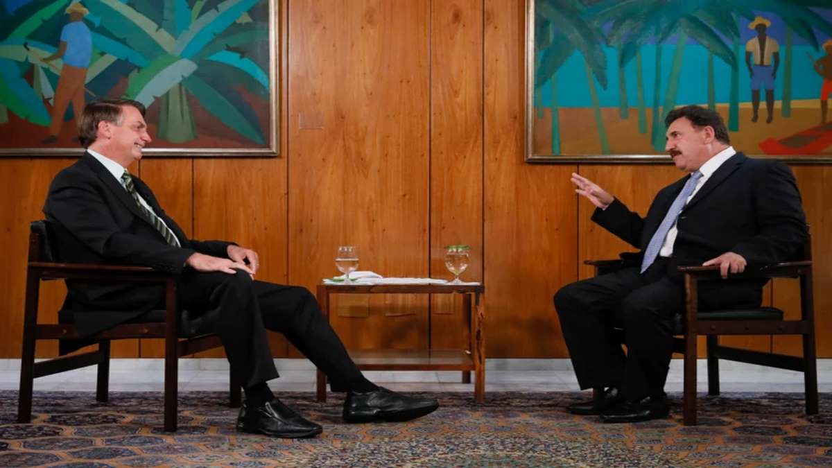 Presidente Jair Bolsonaro Sendo Entrevistado Por Ratinho FotoIsac NóbregaPR