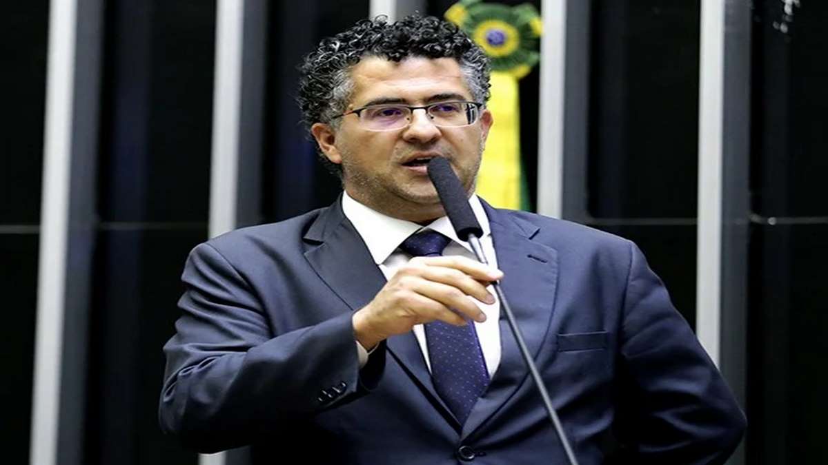 Alencar Santana Criticou O Vandalismo Registrado Em Brasília