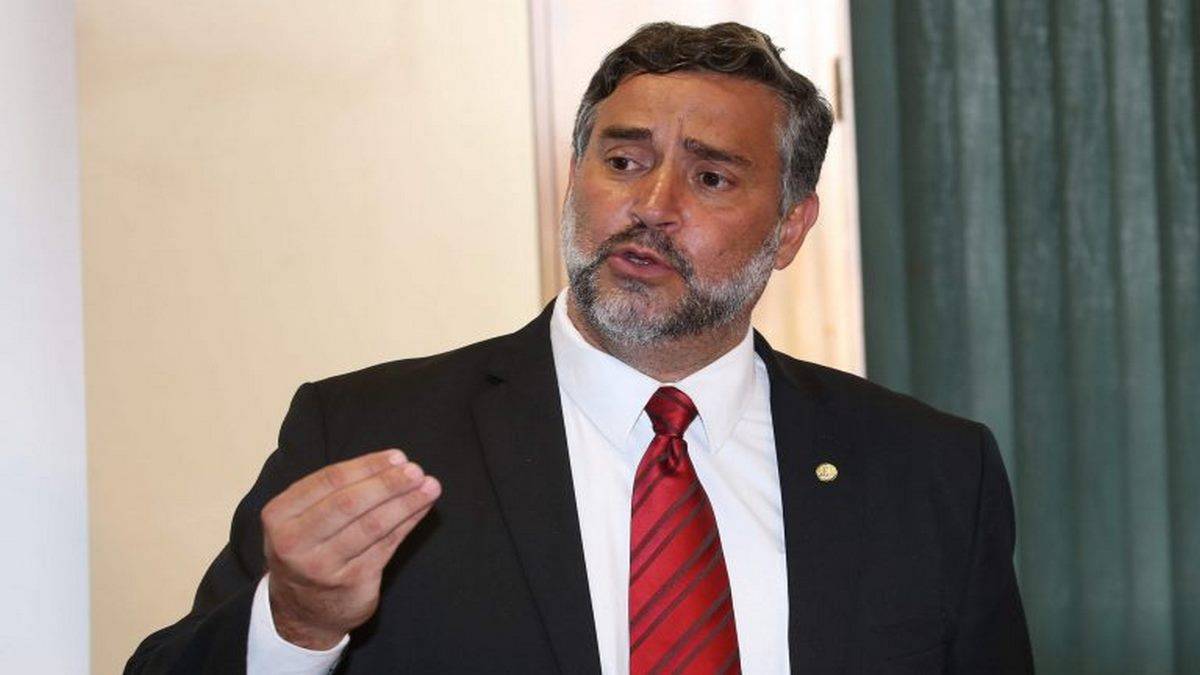 O Ministro Da Secretaria De Comunicação, Paulo Pimenta