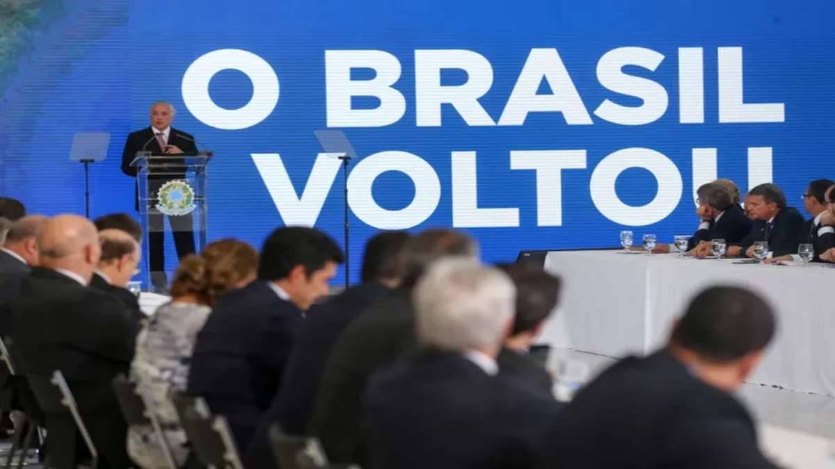 O slogan petista é “O Brasil voltou” e foi usado anteriormente na comemoração de 2 anos do governo Temer em 2018. | Foto: Fabio Rodrigues Pozzebom/Agência Brasil