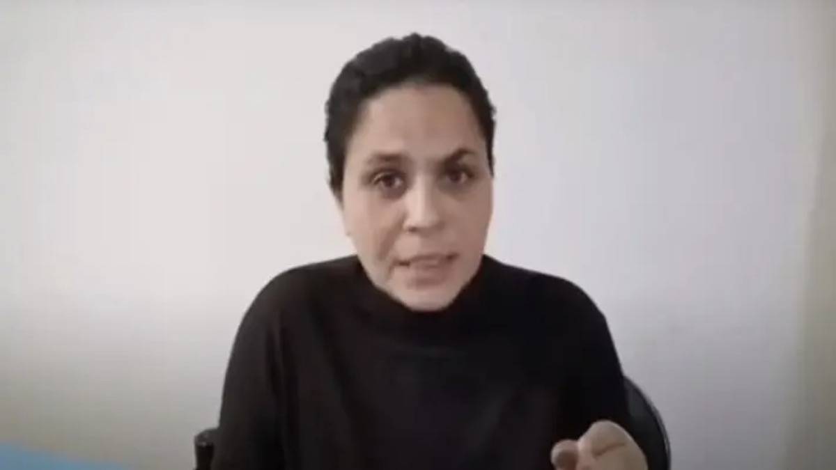 A Jornalista Palestina Mirvat Al Azzeh, 45 Anos, Foi Presa Em Jerusalém