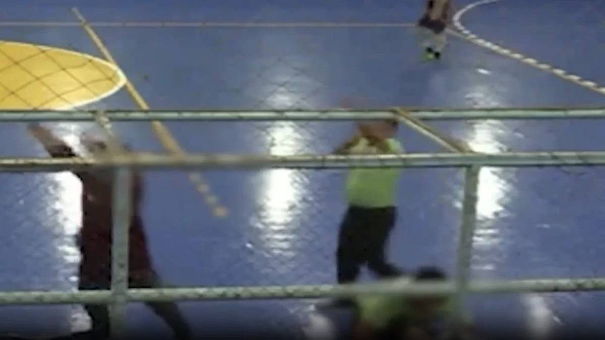 Cenas Fortes Jovem De 18 Anos Morre Após Mal Súbito Em Futsal