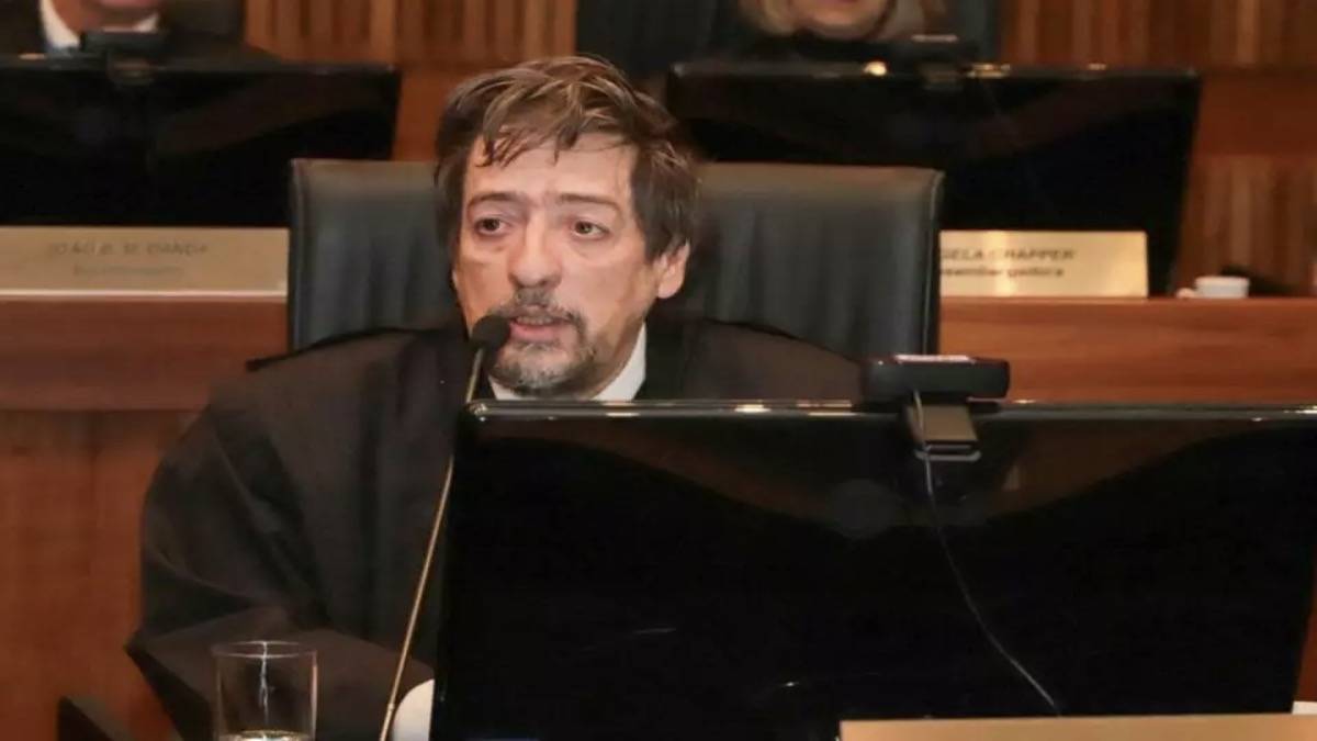 Desembargador Do TRT RS, Luiz Alberto De Vargas, Foi Punido Por Descumprir Normas Da Magistratura E Xingar Ex Presidente Bolsonaro