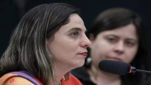 Fernanda Melchiona E Sâmia Bomfim, Do PSOL, Debatem Reforma Proposta Contra Altos Salários