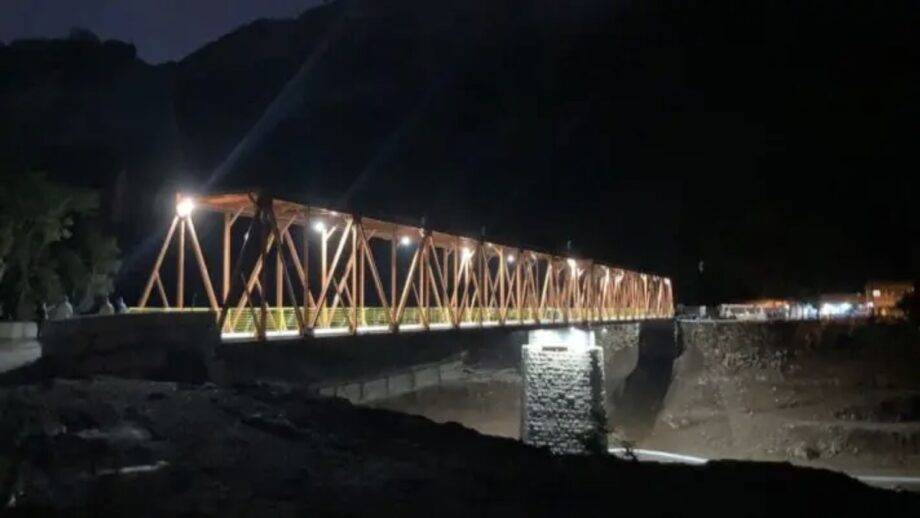 A Ponte De Ferro Ficou Pronta Em 138 Dias, Por Iniciativa Da População