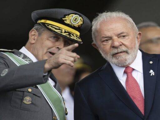 Comandante Do Exército, General Tomás Paiva, E O Presidente Luiz Inácio Lula Da Silva