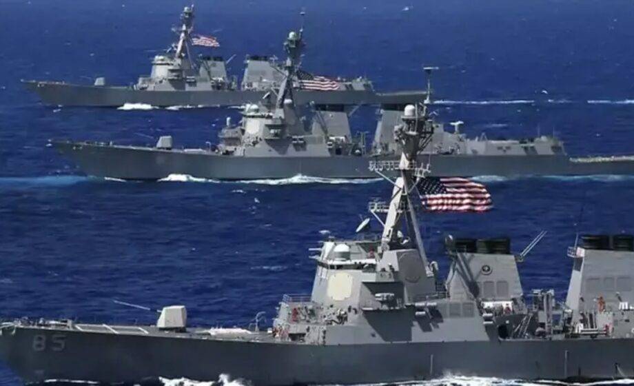 Navios De Bandeira Norte Americana Se Dirigem Ao Mar Do Caribe