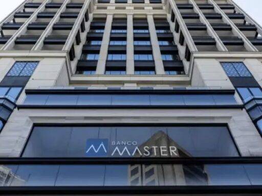 Fachada Da Sede Do Banco Master