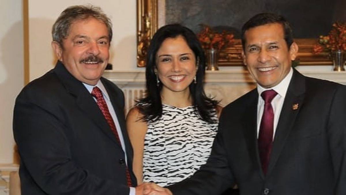 Presidente Lula Ao Lado Da Ex Primeira Dama Do Pero Nadine Heredia