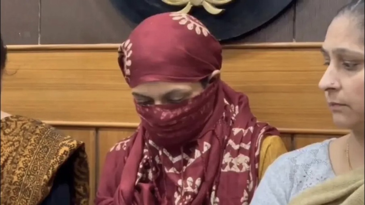 Indiana Mata A Sobrinha Durante Um Casamento Na India