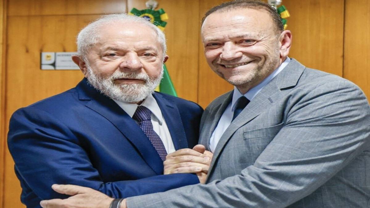 Lula E Presidente Do PT Edinho