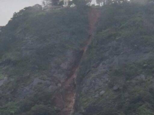 Chuva Corta Montanha Em Juiz De Fora